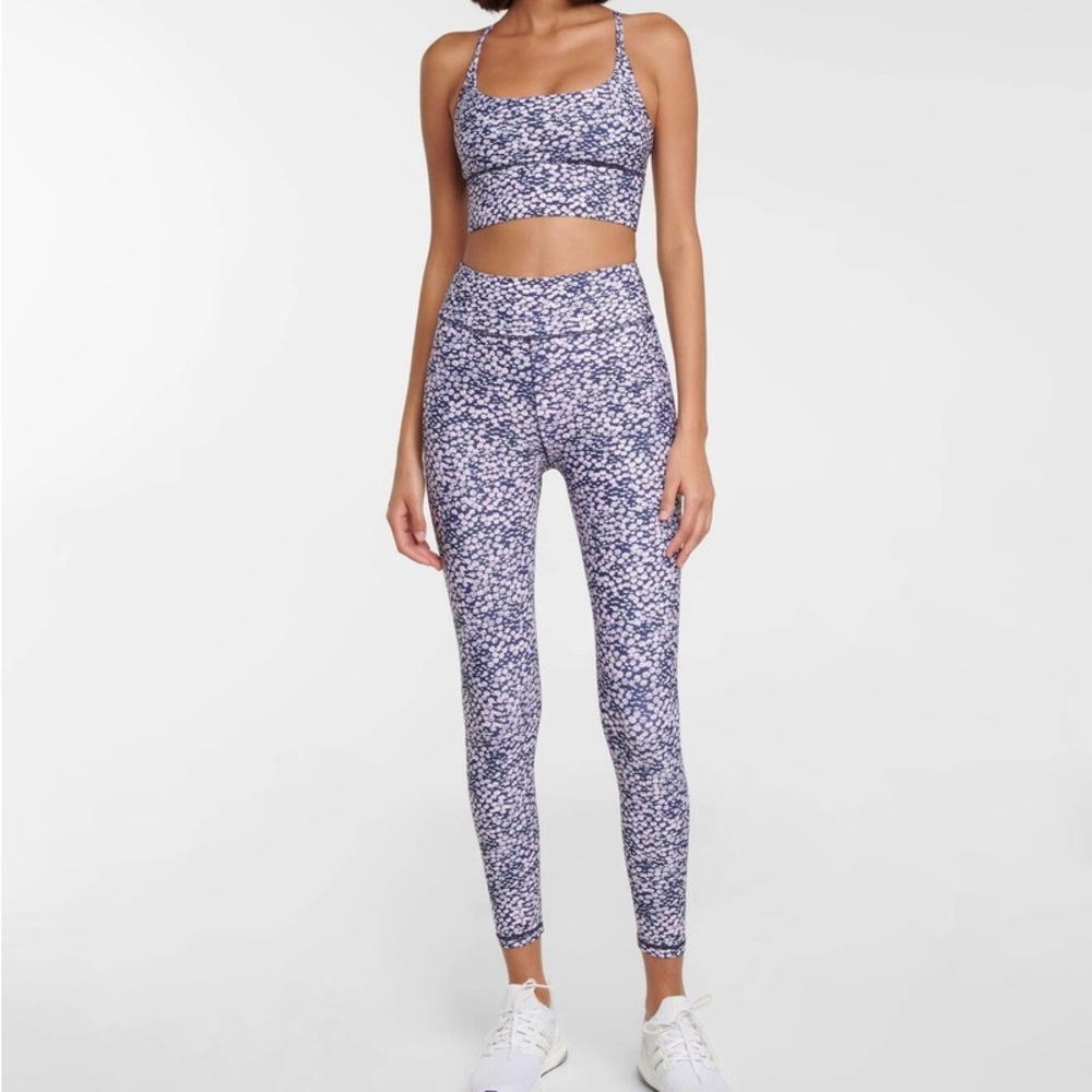 Blue and White Full-Length floral Leggings and sports bra for Fitness